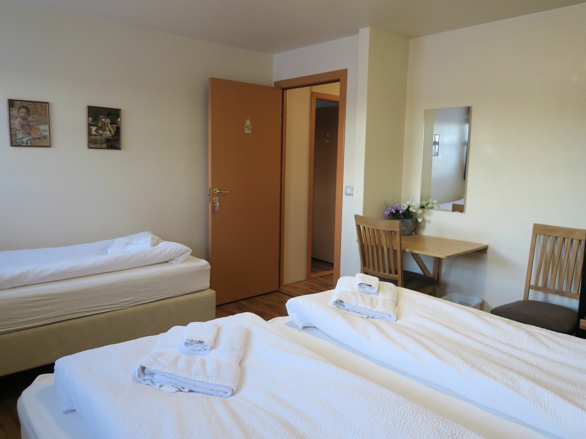 Dilksnes Guesthouse Hofn Bagian luar foto